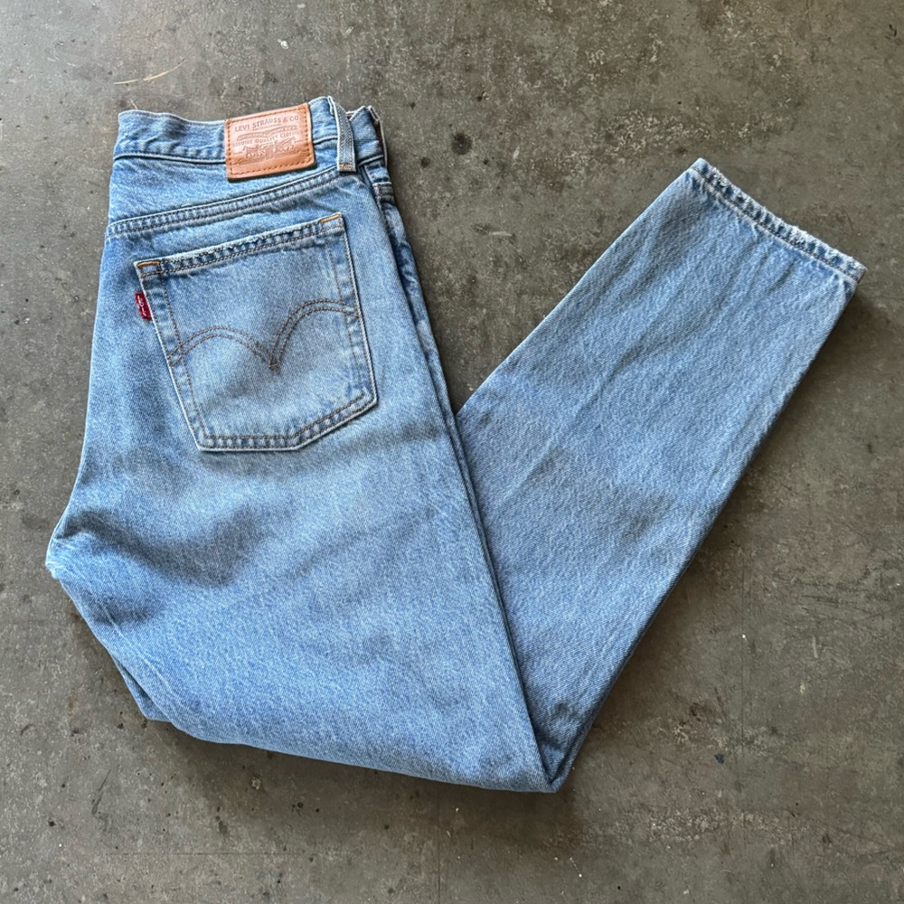 Levi Wedgie with Rips